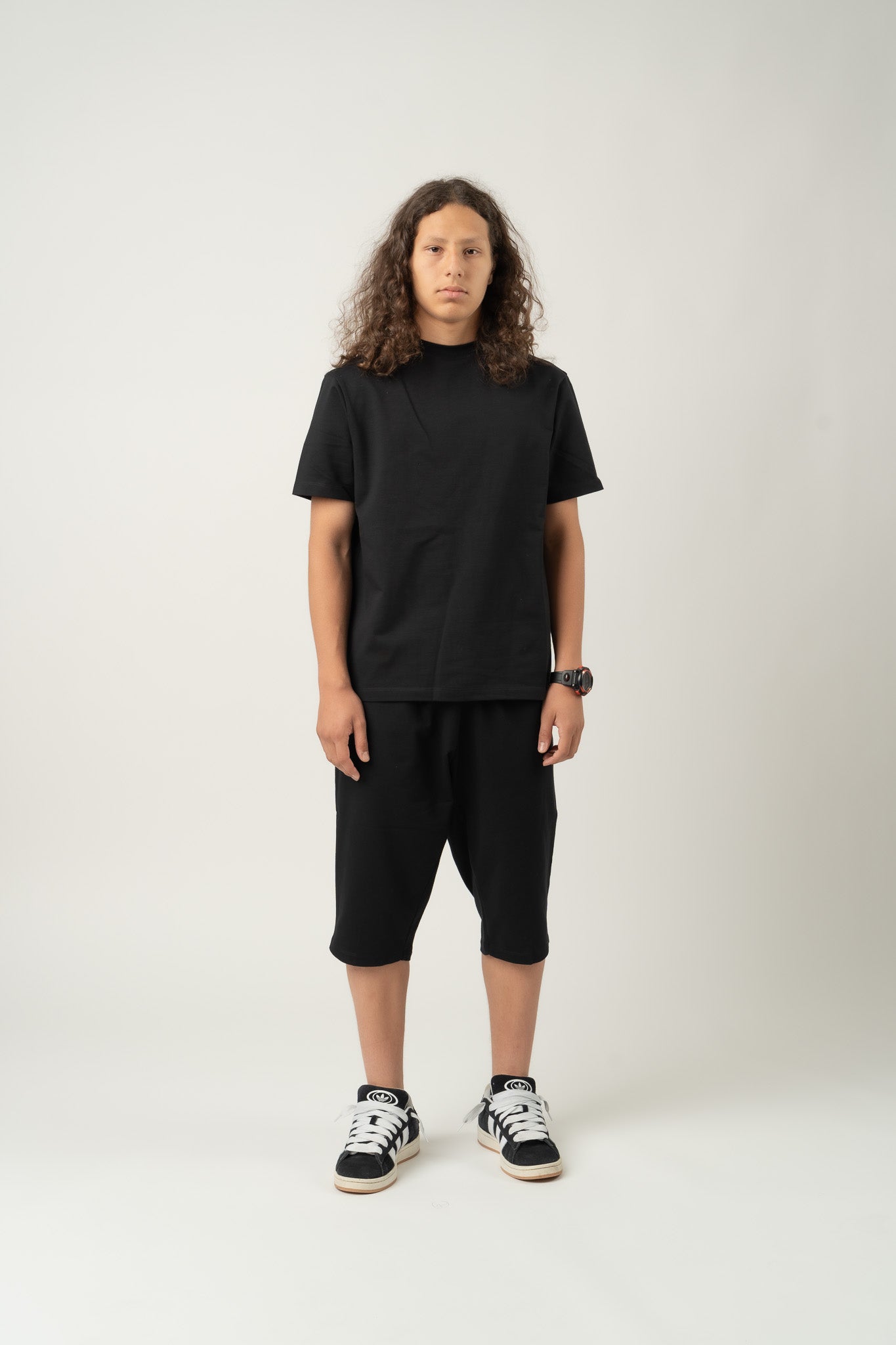 Short large Noir homme